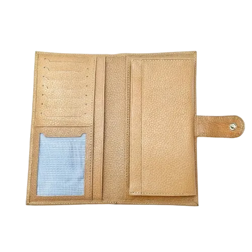 photo20526279916-removebg-preview